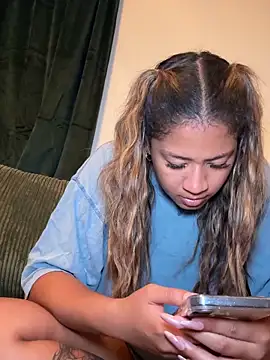 AshleyLoveee online show from October 12, 1:52 am