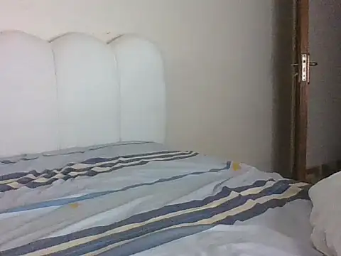 Switdelfy online show from May 6, 3:43 am
