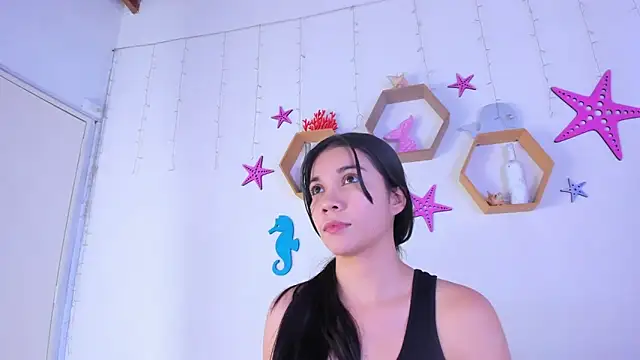 Emiily Parkerr online show from October 21, 3:10 am