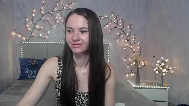 KaraCriegs online show from May 10, 6:21 pm