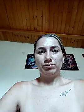 Iris love18 online show from May 5, 4:43 pm
