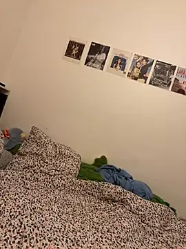 milkyhonybaby online show from October 25, 10:49 pm