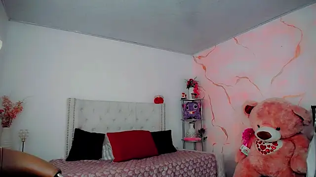 maria camilacms online show from May 19, 6:04 pm