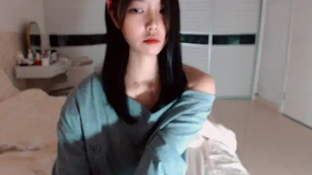 Snapshot of -Lucky_Girl chatting on September 18, 2:26 pm -Lucky Girl online show from September 18, 2:26 pm