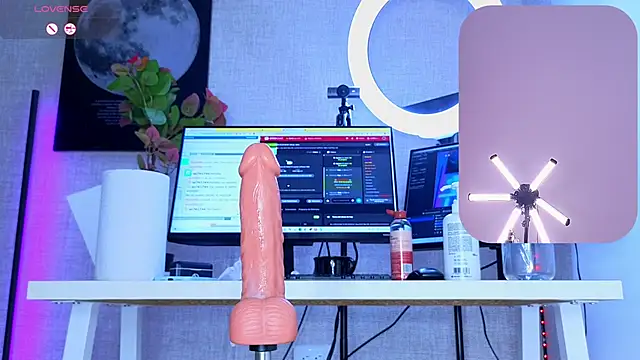 maykka online show from October 11, 12:48 am