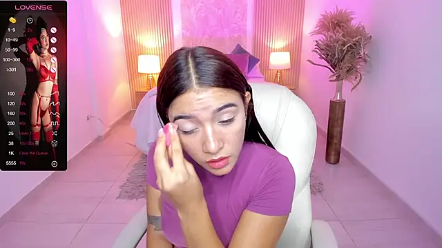 Snapshot of Antonella_Grayy chatting on September 9, 1:33 pm Antonella Grayy online show from September 9, 1:33 pm