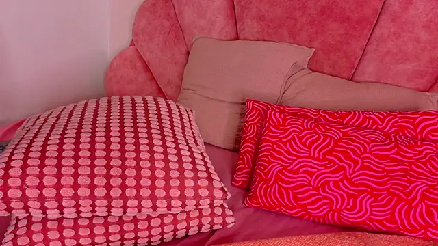 eva daemon online show from April 9, 11:59 am