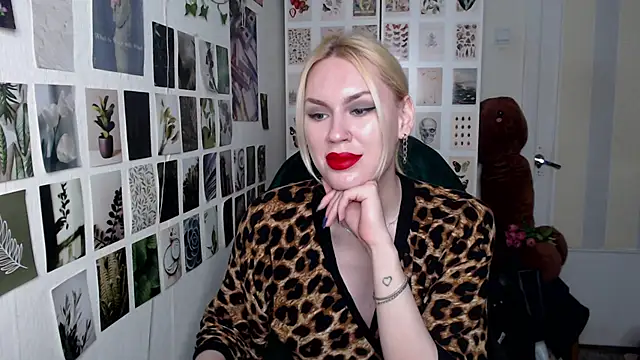 CapriScorpion online show from May 10, 4:09 pm