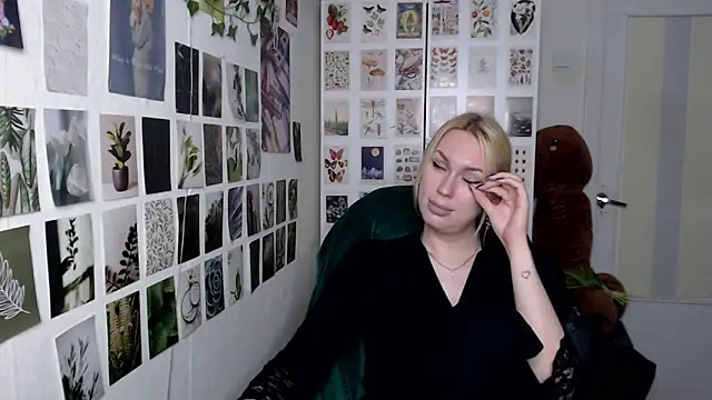 CapriScorpion online show from May 13, 5:30 pm