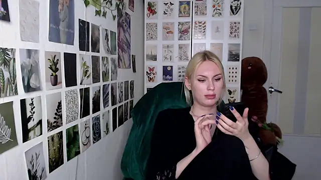 CapriScorpion online show from May 14, 5:41 pm