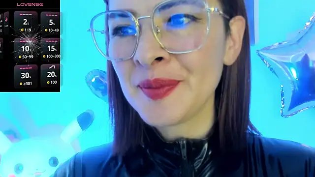 queen fetish online show from May 15, 8:11 pm
