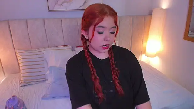 Atenea cuteee online show from February 3, 2:10 am