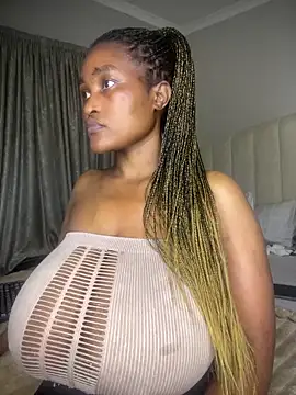 Bustygoddess32 online show from May 2, 9:18 pm