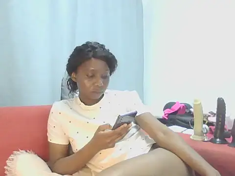 Sexxybella27 online show from May 10, 10:56 pm
