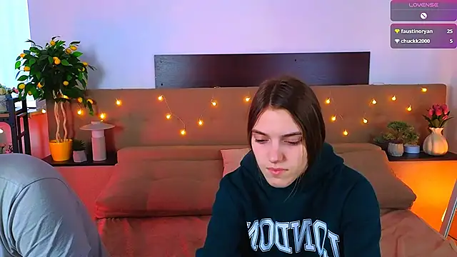  Olli  Stiw  online show from March 28, 8:47 am