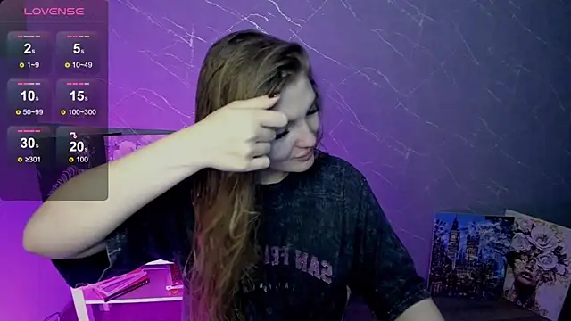 lily williamss online show from May 18, 1:04 am