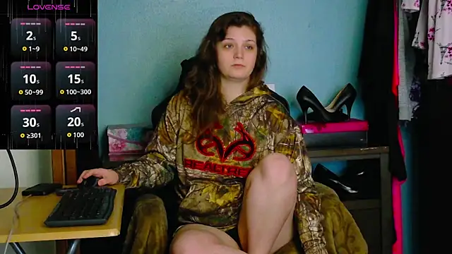 TreeJeanne online show from October 7, 1:43 am