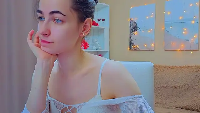 AstoriyaNight online show from March 19, 5:01 am