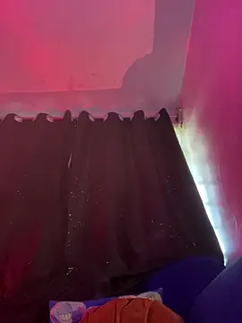 Cherrytowild online show from March 10, 10:30 am