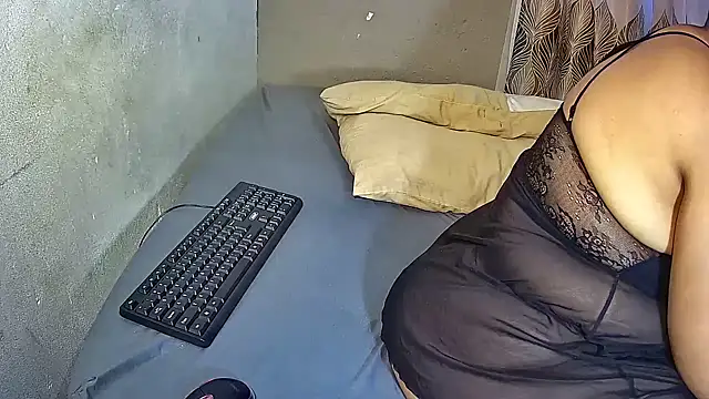 BustyThickyAss online show from May 12, 6:54 am