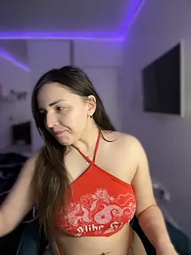 HoneySweetBee online show from November 25, 3:31 am