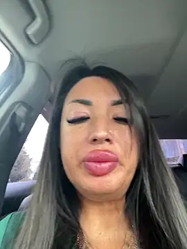RuslanaXX online show from May 13, 6:41 am