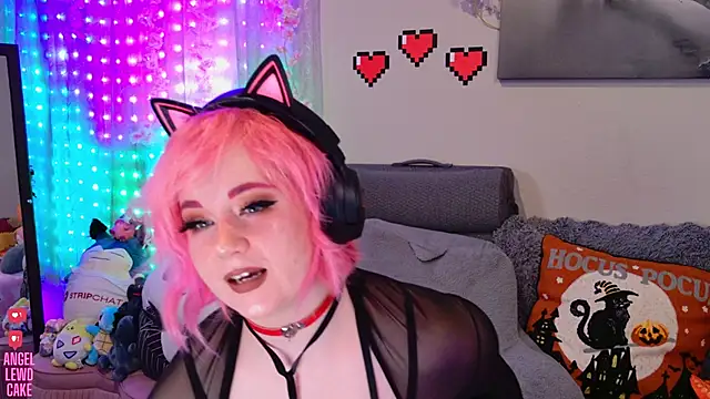 Angel-Lewd-Cake online show from April 10, 4:07 am