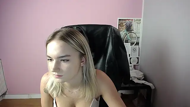 viktoria lovely online show from October 21, 9:02 am