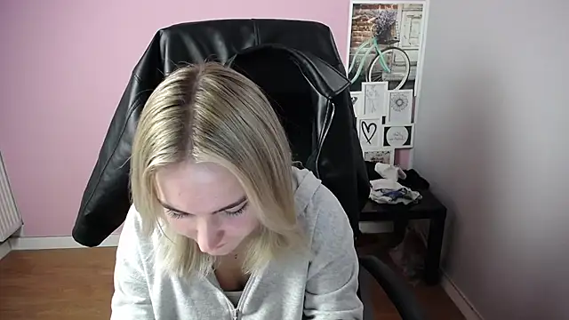 viktoria lovely online show from October 29, 8:51 am