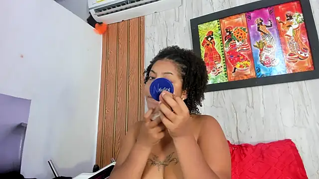 Alika01 online show from May 23, 4:49 pm
