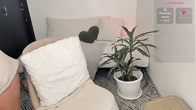 sara ph online show from October 11, 12:37 am