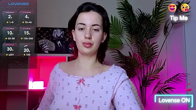 SweetieKendl online show from April 27, 10:51 pm