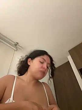 Nathcurly  online show from December 16, 2:50 am