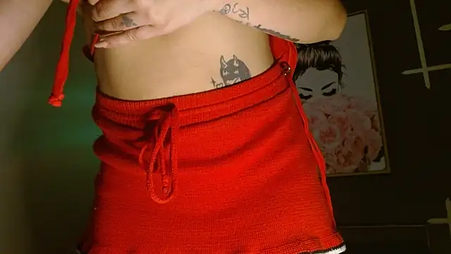 Ey im simone online show from October 31, 8:24 pm