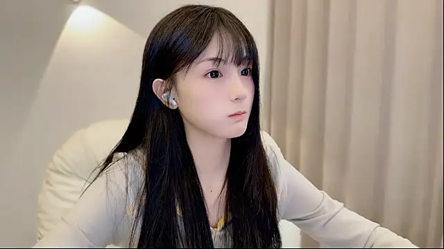Snapshot of SHUIshui_ chatting on September 17, 6:44 am SHUIshui online show from September 17, 6:44 am