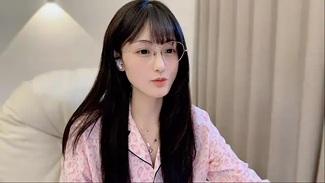 SHUIshui  online show from December 18, 1:27 pm