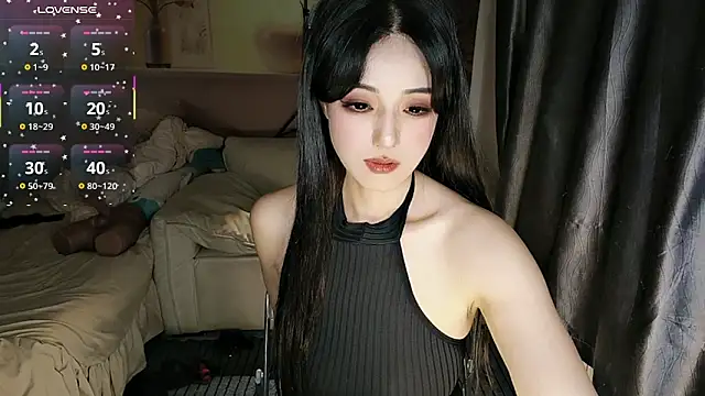 Ti amo UU online show from May 5, 5:49 pm