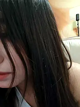 Ti amo UU online show from May 19, 2:02 pm
