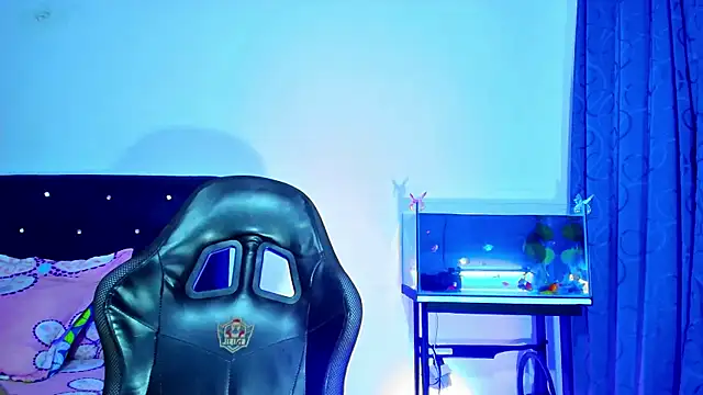 Aliice Doll online show from February 24, 11:47 pm