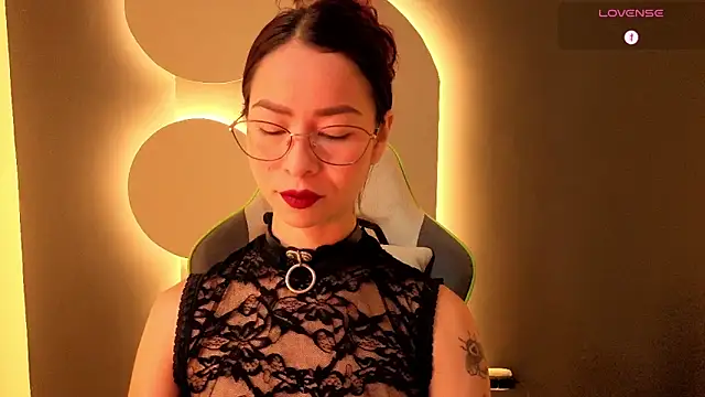 rosse 98  online show from May 9, 1:13 pm