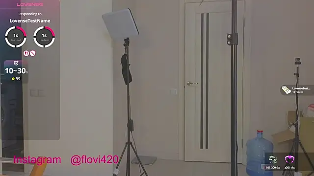 flor vic online show from May 8, 1:03 pm
