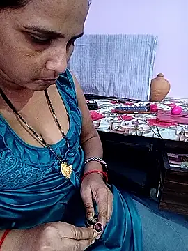 reemacouple007 online show from May 18, 7:14 am