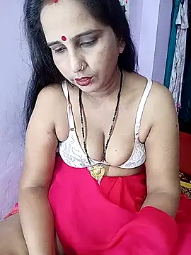 reemacouple007 online show from May 7, 9:13 am