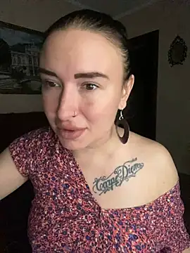 Roxana Bell online show from May 11, 9:34 pm
