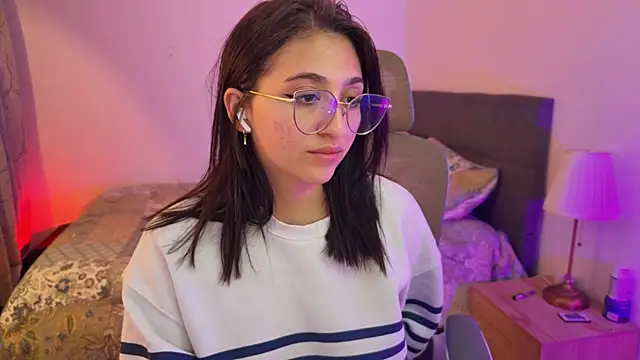 zoe moon18 online show from September 30, 5:46 am