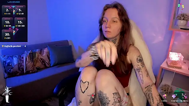 Snapshot of Mary_Xextra chatting on September 10, 12:32 am Mary Xextra online show from September 10, 12:32 am