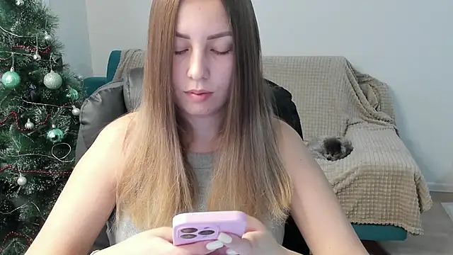 Mia shy1 online show from December 17, 7:01 am