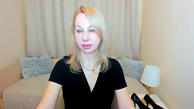 Anny Jey  online show from February 17, 8:08 pm