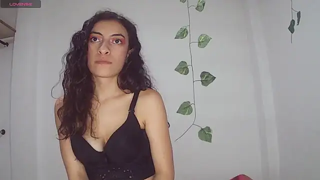 stephybrowm7 online show from October 7, 4:17 am