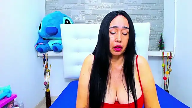 HorniestMilf online show from October 11, 12:37 am